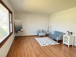 featured image of 1689 Apple Valley Rd