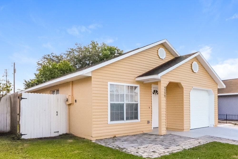 9599 Lupine Ave - Photo 4 of 19