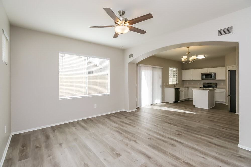 4025 W Park St - Photo 4 of 17