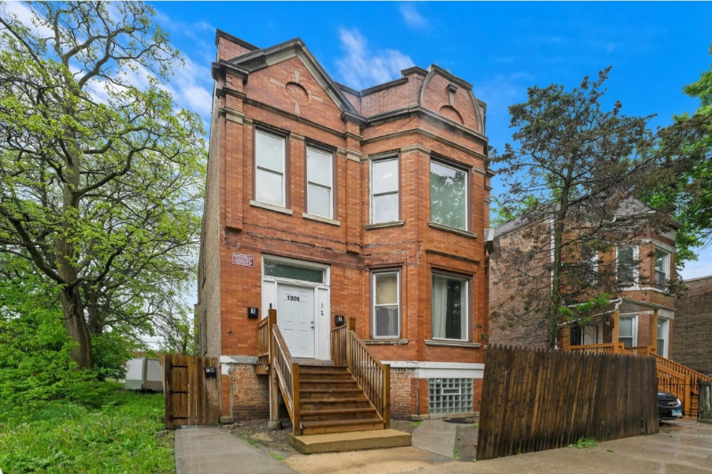 1309 S Komensky Ave #1stFL