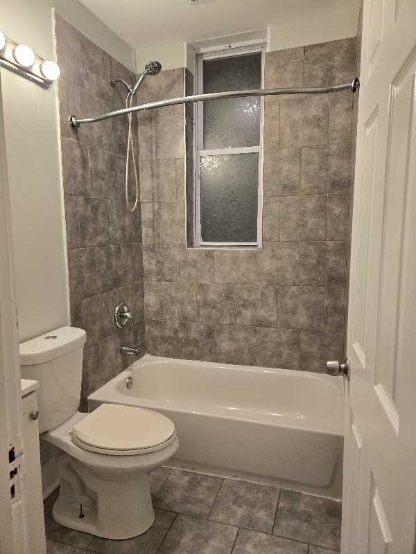 1309 S Komensky Ave #1stFL - Photo 5 of 6