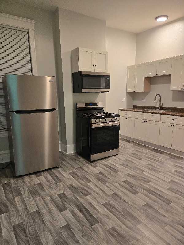 1309 S Komensky Ave #1stFL - Photo 6 of 6