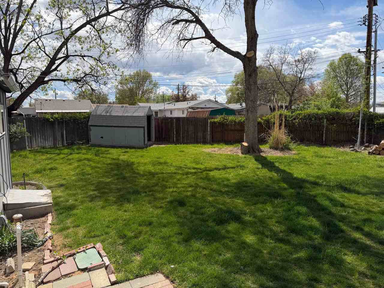 919 Snow Ave - Photo 4 of 15