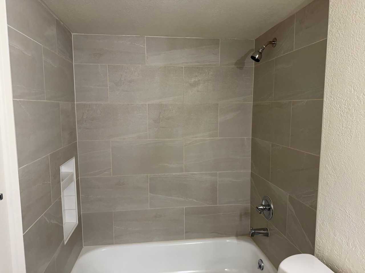 919 Snow Ave - Photo 6 of 15