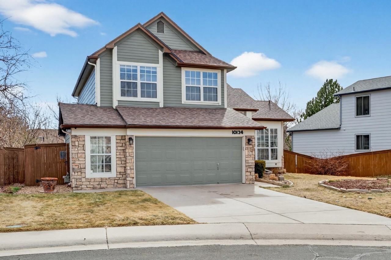 10134 White Oak Way - Photo 3 of 50