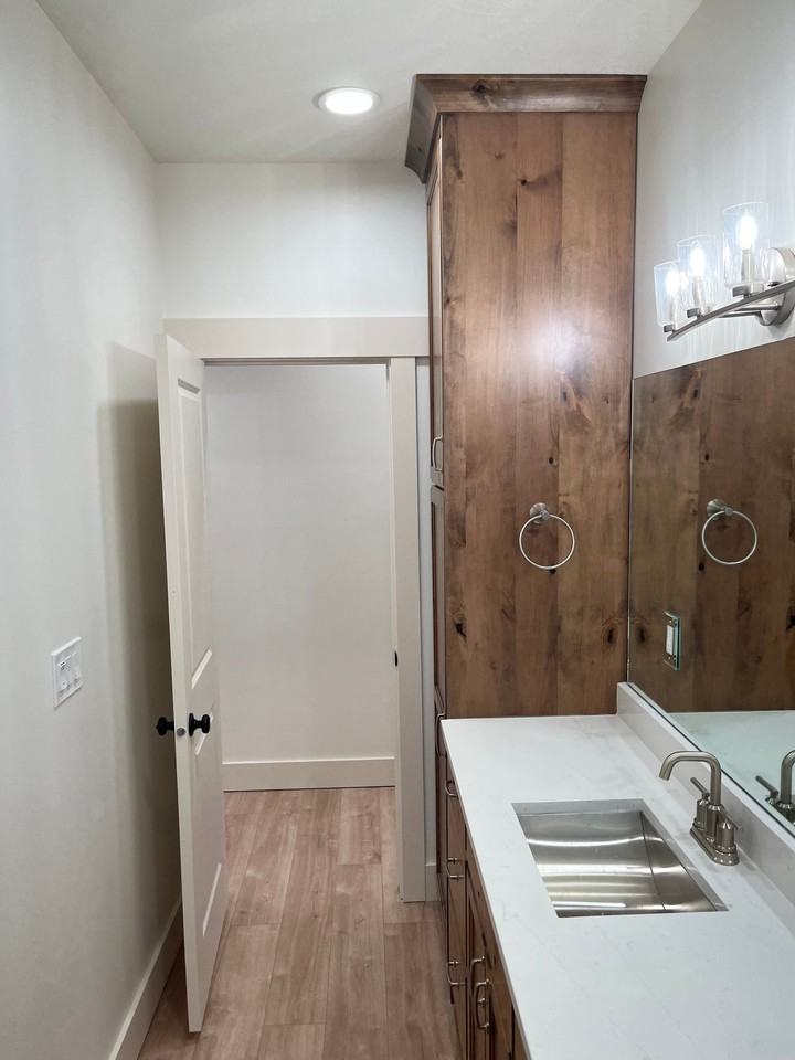 818 W Manor Crest Ln #BS - Photo 5 of 15