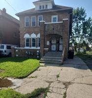 featured image of 4045 Clements St