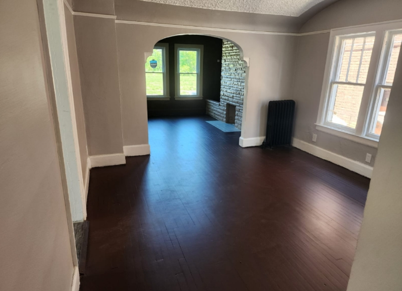 4045 Clements St - Photo 2 of 17