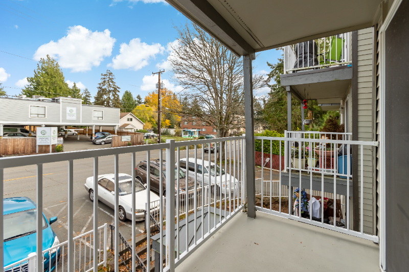 11540 Pinehurst Way Ne #111