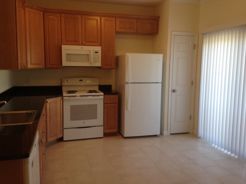 473 Cypress Ln - Photo 5 of 18