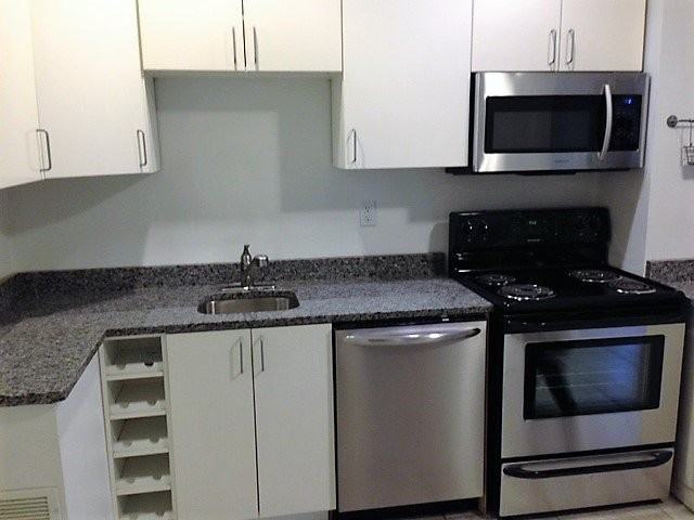 3213 Josephine St - Photo 2 of 20