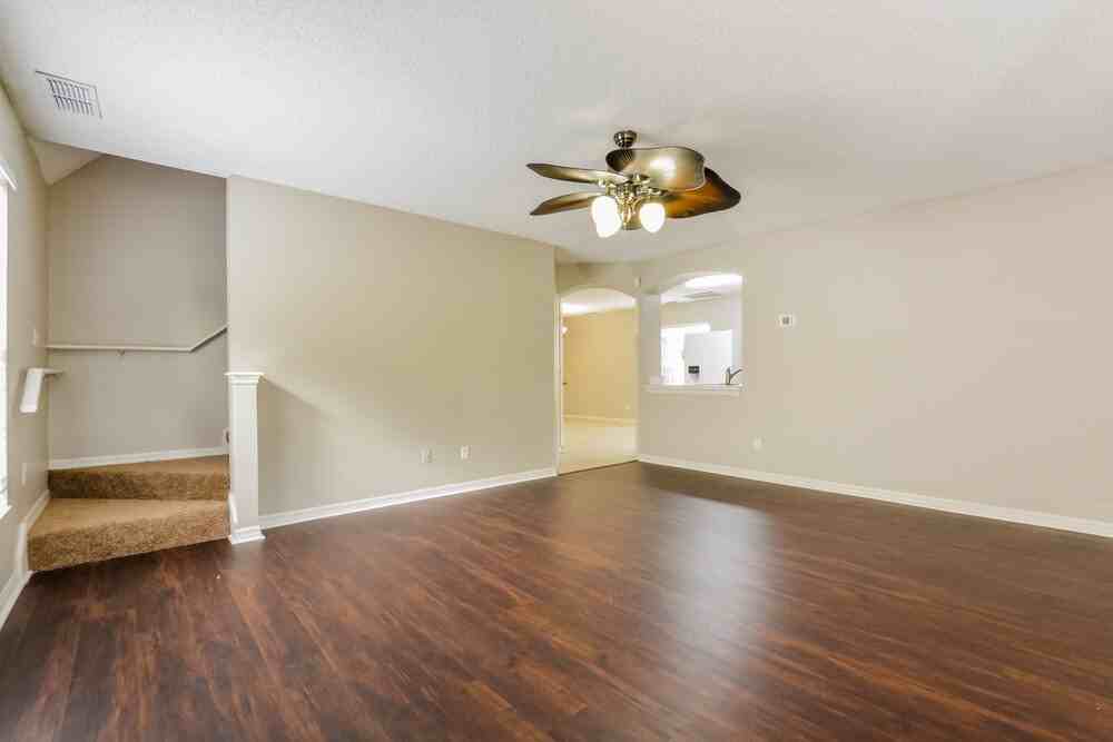 1266 Sheeler Hills Dr - Photo 4 of 20