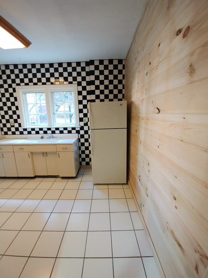 707 N 2nd St #2 - Photo 2 of 8