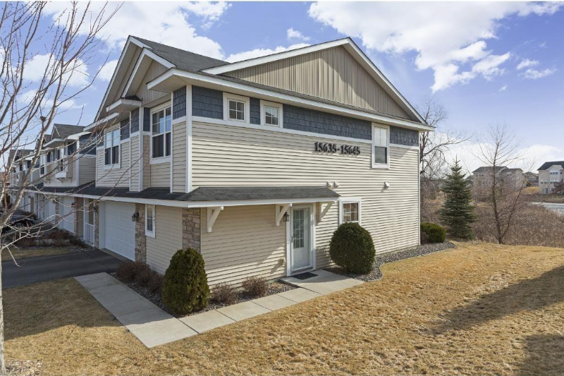 15645 60th Ave N - Photo 2 of 18