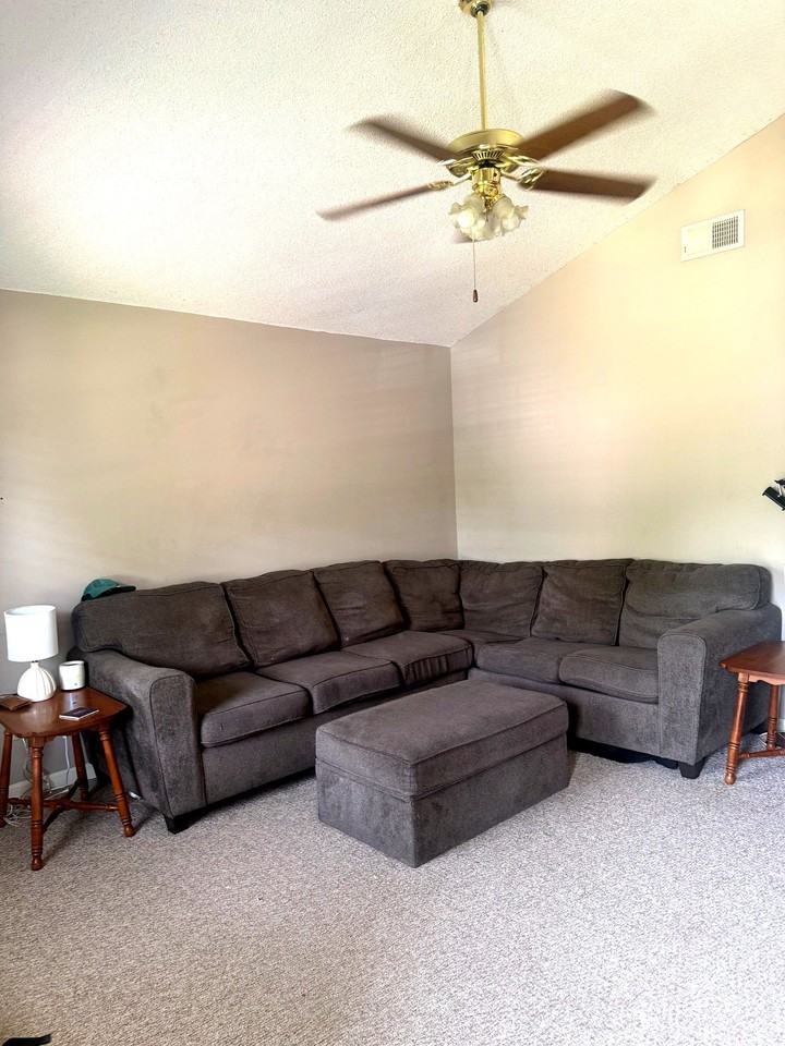 541 Shady Grv E - Photo 4 of 7