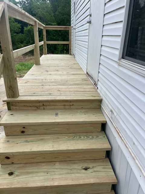 205 Delta Aire Dr - Photo 2 of 8