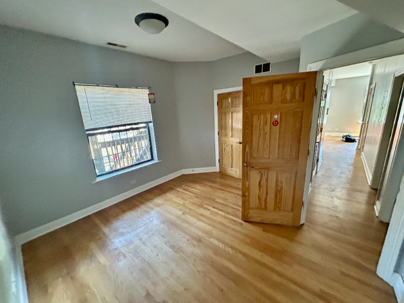 1140 E Marquette Rd #2D - Photo 6 of 13