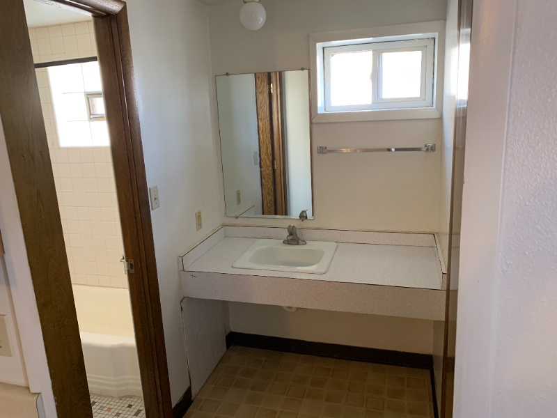 310 N Center St #310ALL - Photo 5 of 11