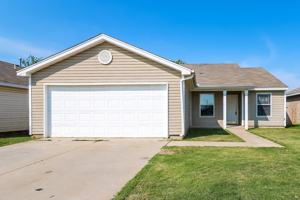 featured image of 1101 Edinburg Dr