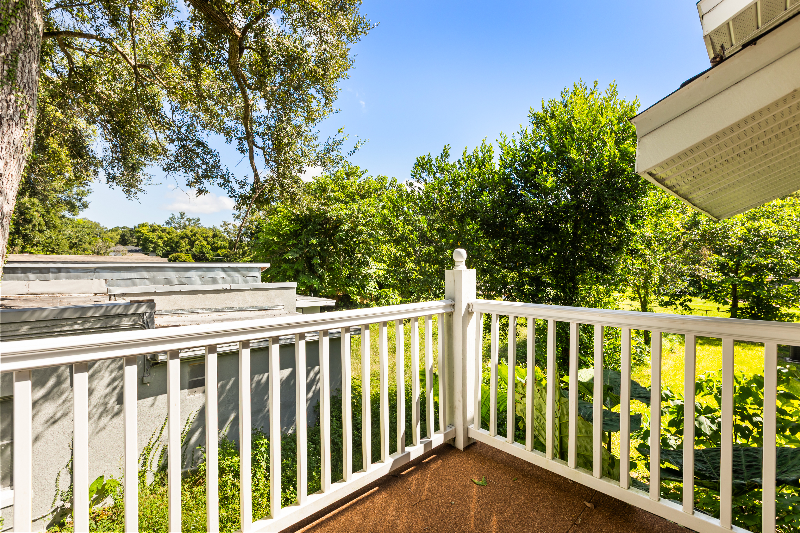 1325 Cloverlawn Ave - Photo 4 of 20