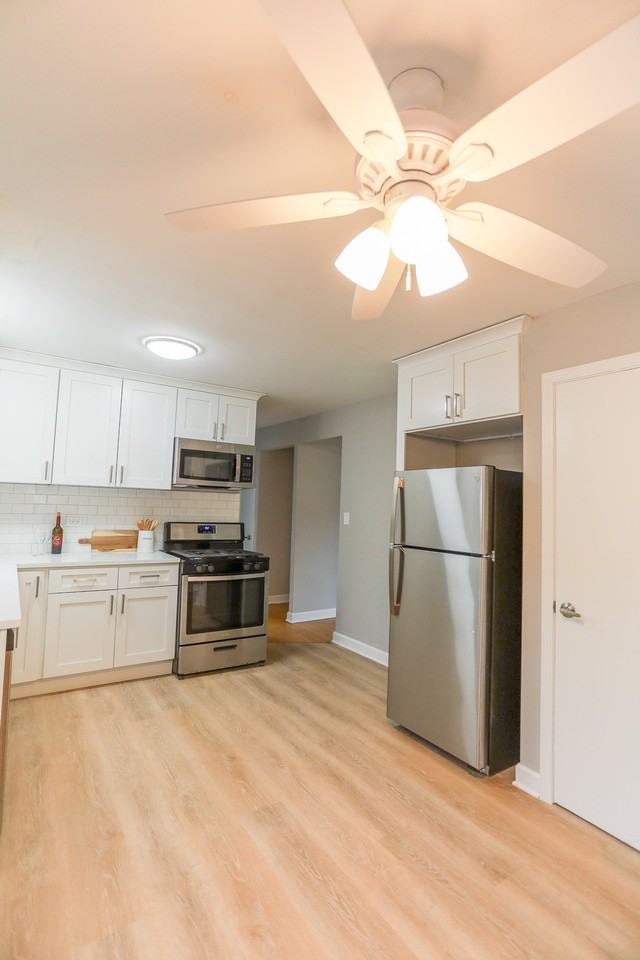 8614 W Berwyn Ave #3 - Photo 4 of 16