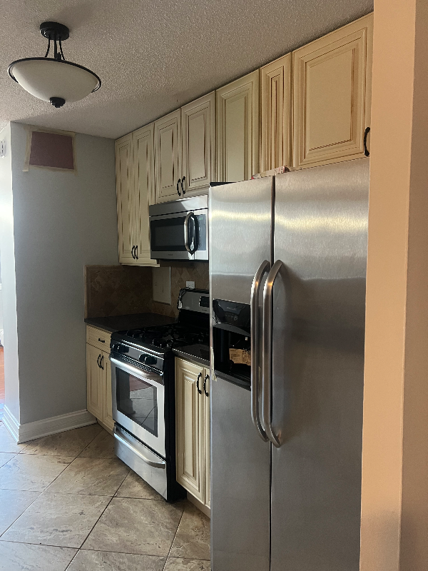 2200 S Stewart Ave #2A - Photo 6 of 15