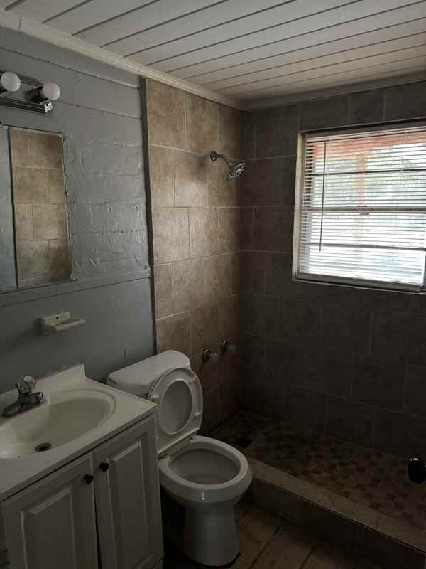 1214 Gillespie Ave #1 - Photo 5 of 5