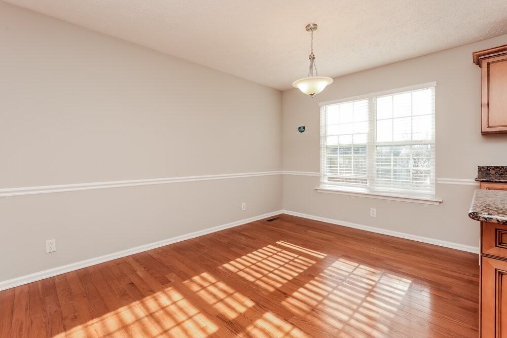7136 Legacy Dr - Photo 6 of 19