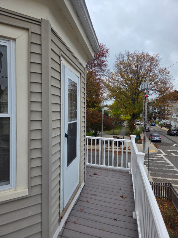 82 Brent St - Photo 4 of 14