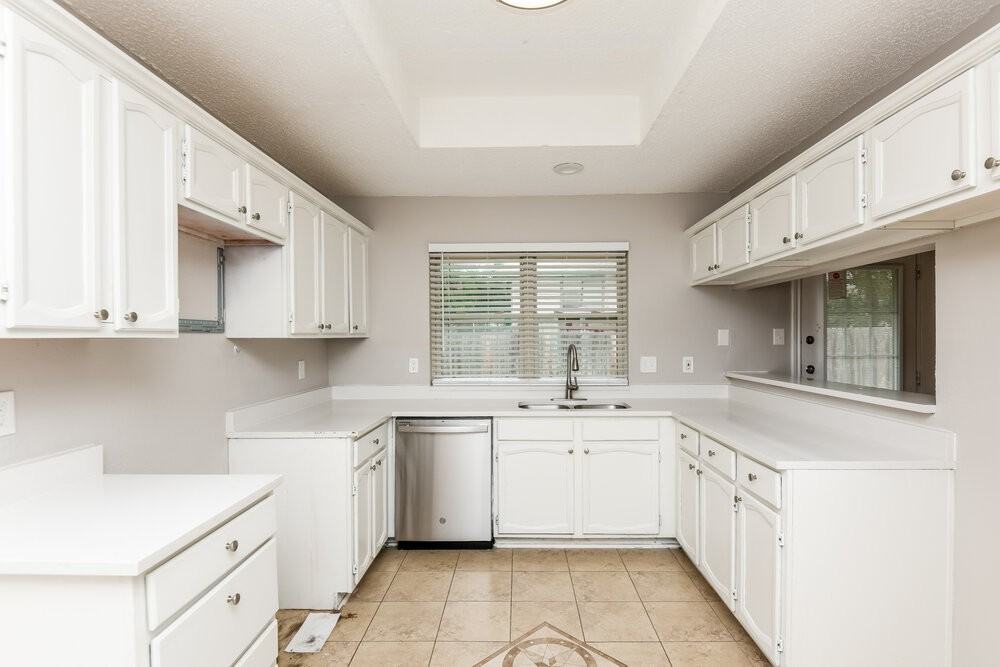 2119 Belmont Park Dr - Photo 6 of 16