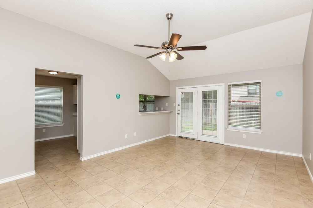 2119 Belmont Park Dr - Photo 7 of 16