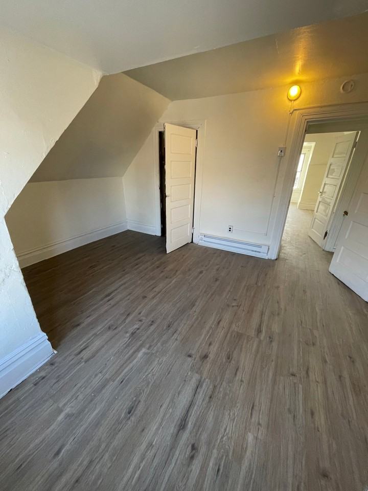 7307 Idlewild St #1 - Photo 2 of 14