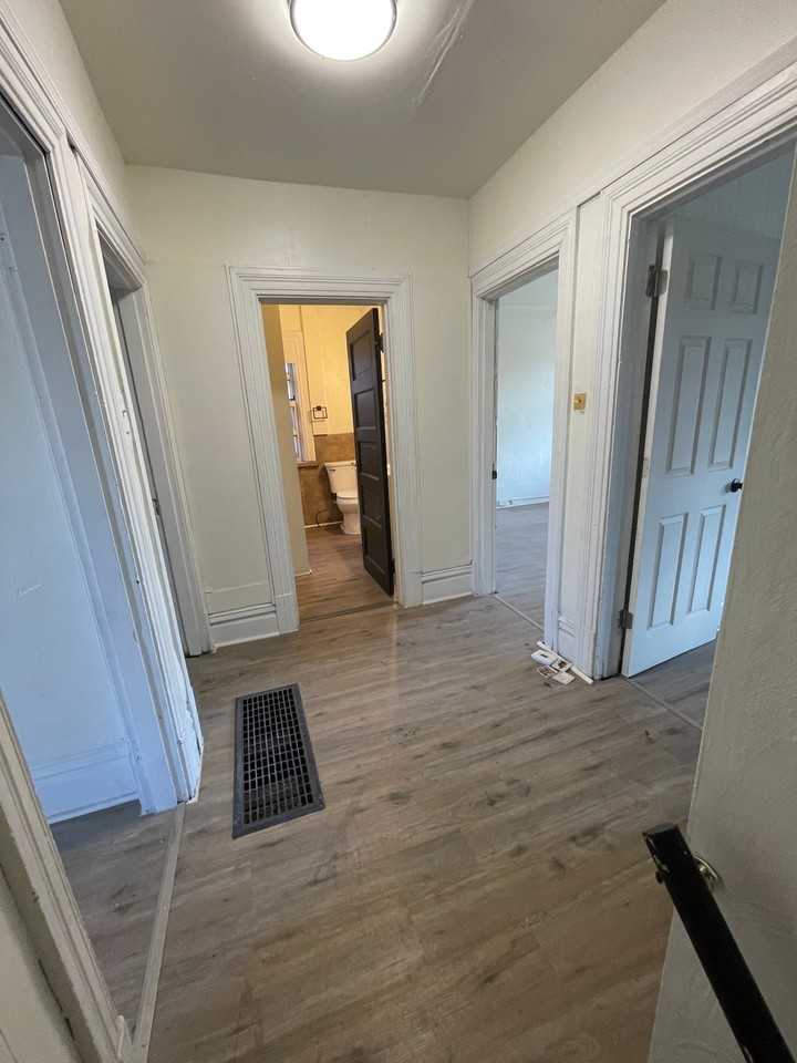 7307 Idlewild St #1 - Photo 7 of 14