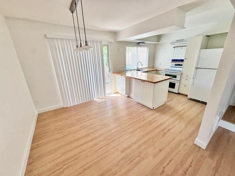 7958 Mission Center Ct #L - Photo 3 of 20