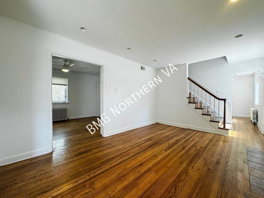 6600 Braddock Rd - Photo 5 of 37