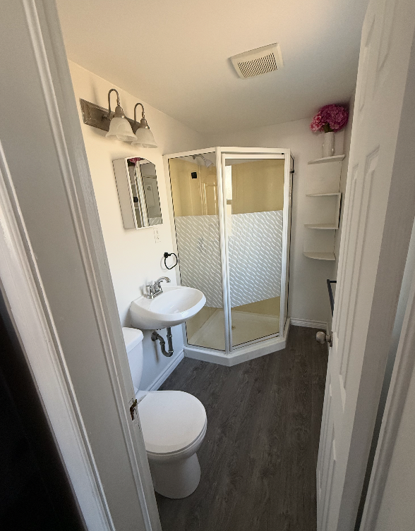 315 Collingwood St - Photo 5 of 8