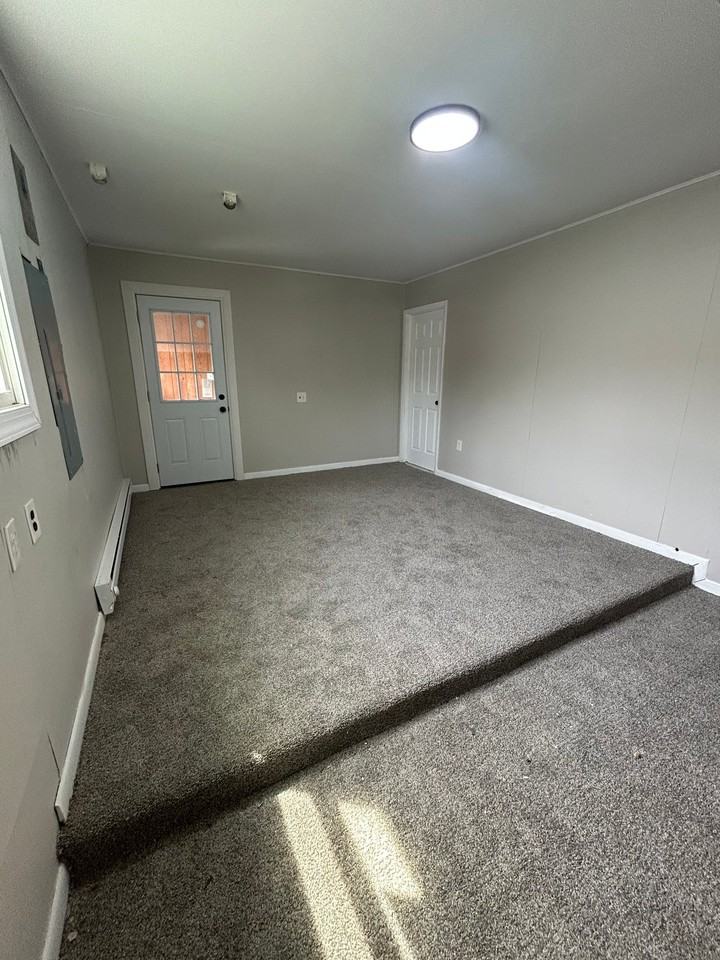 123 Jericho Rd - Photo 4 of 6