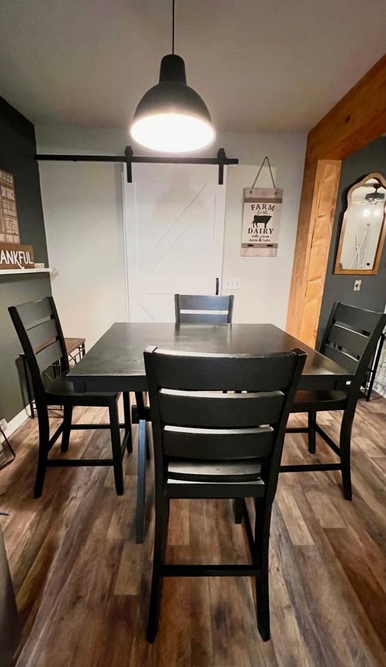 5721 Mcdaniel Dr - Photo 3 of 4