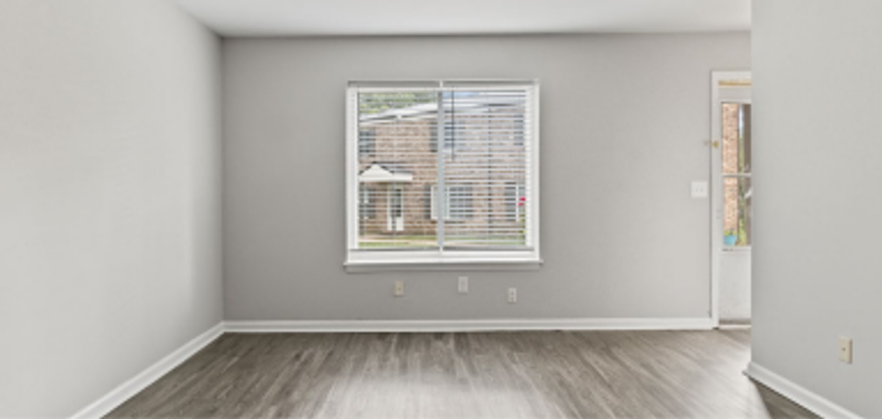 Autumn Wood Apartments - Photo 2 of 8