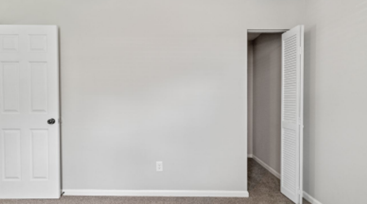 Autumn Wood Apartments - Photo 4 of 8