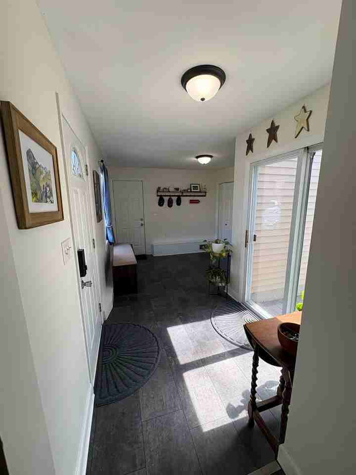 8 Carter Rd - Photo 4 of 20