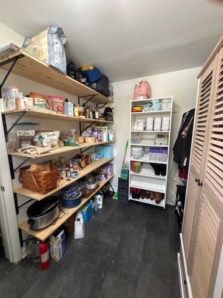 8 Carter Rd - Photo 7 of 20