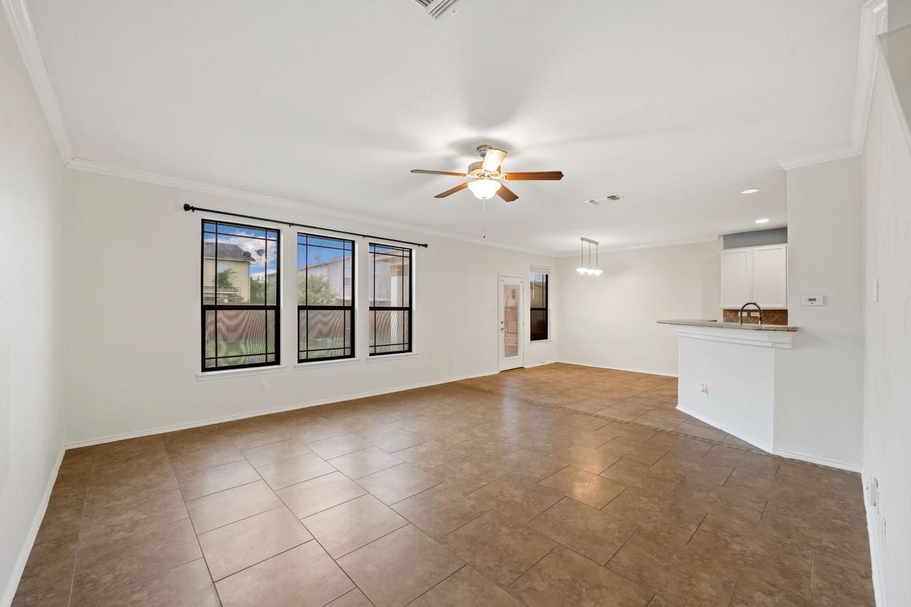 4430 Stetson Park - Photo 7 of 17