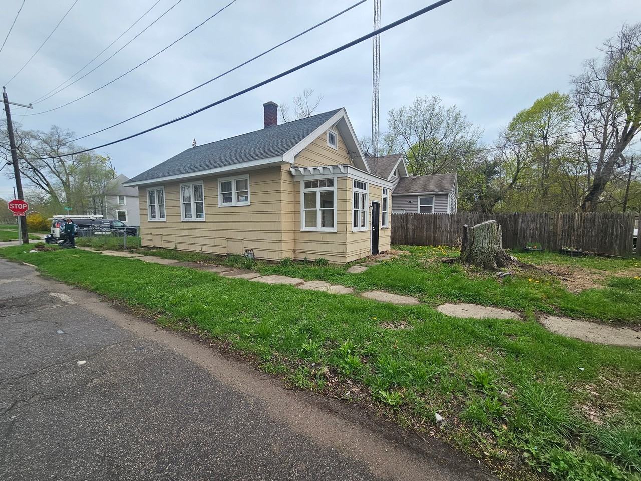 797 Ogden Ave - Photo 2 of 17