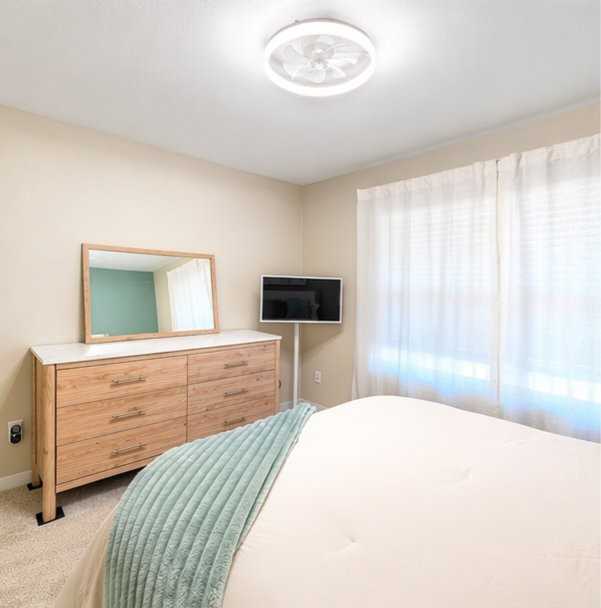 630 Hamlin Pl - Photo 3 of 5