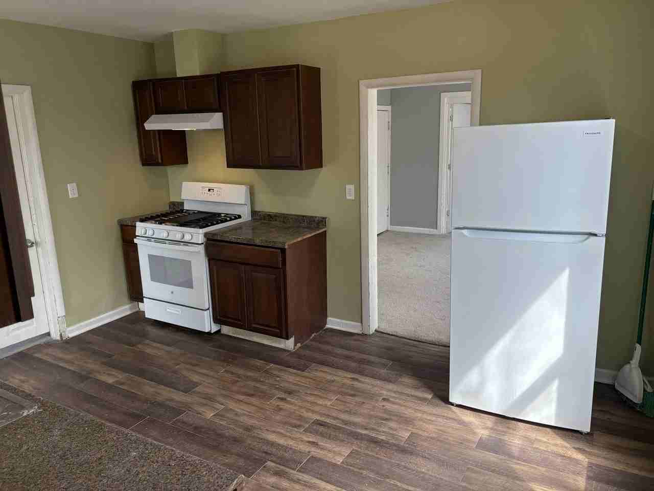 2811 Lyndale Ave N #2 - Photo 2 of 14