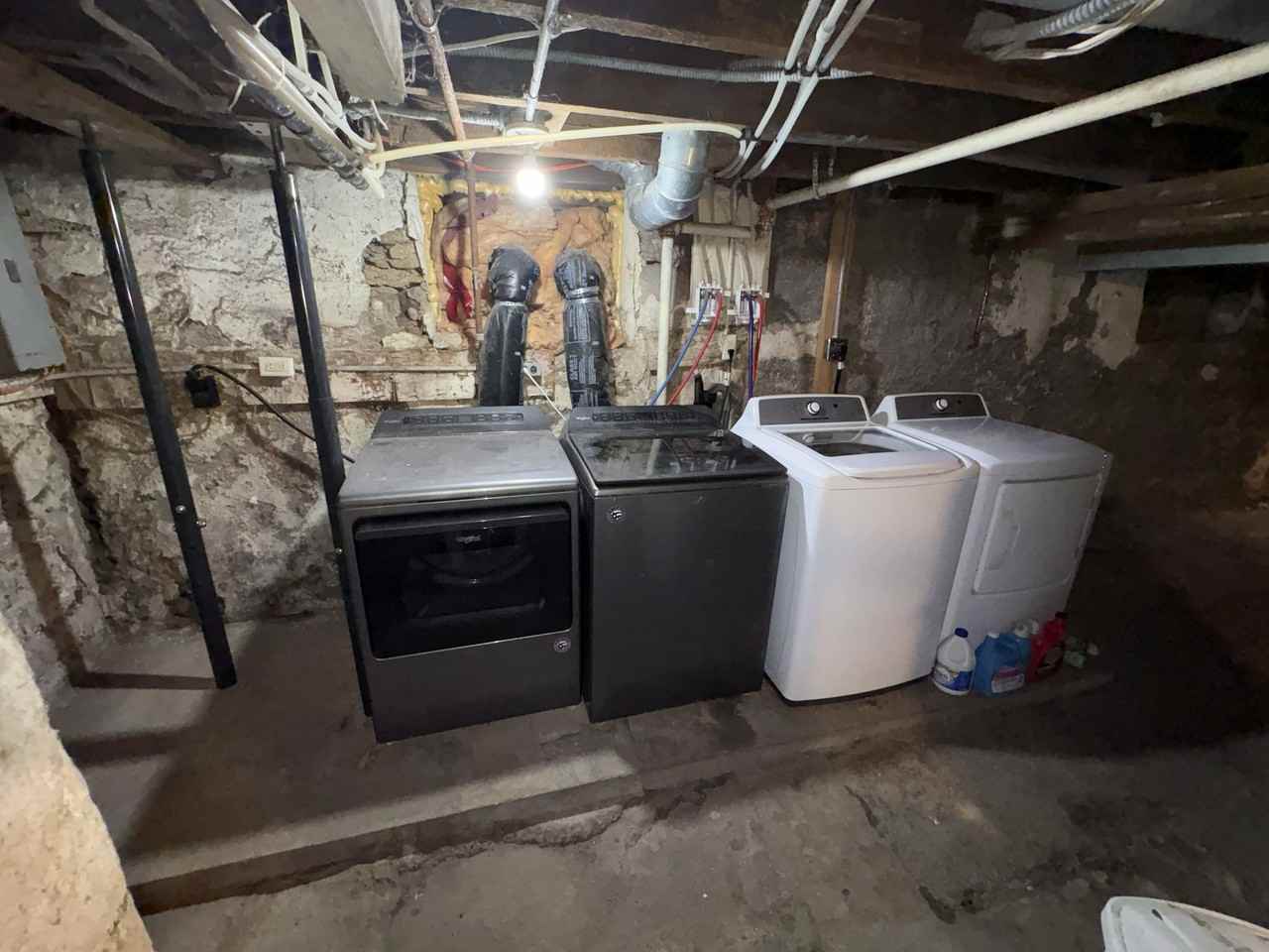 2811 Lyndale Ave N #2 - Photo 7 of 14