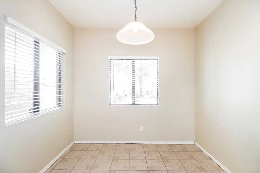 903 W Saint Kateri Ave - Photo 4 of 13