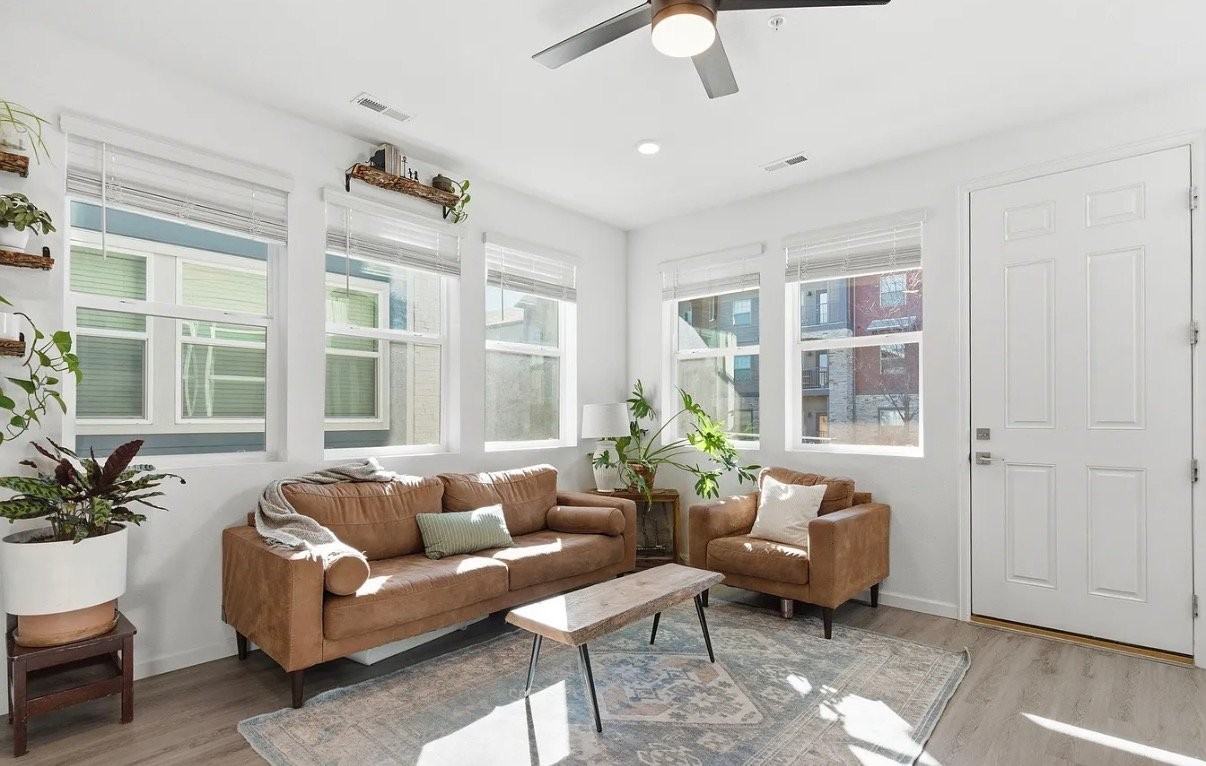 1928 Rosen Dr - Photo 5 of 20