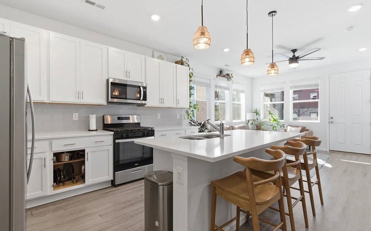 1928 Rosen Dr - Photo 7 of 20